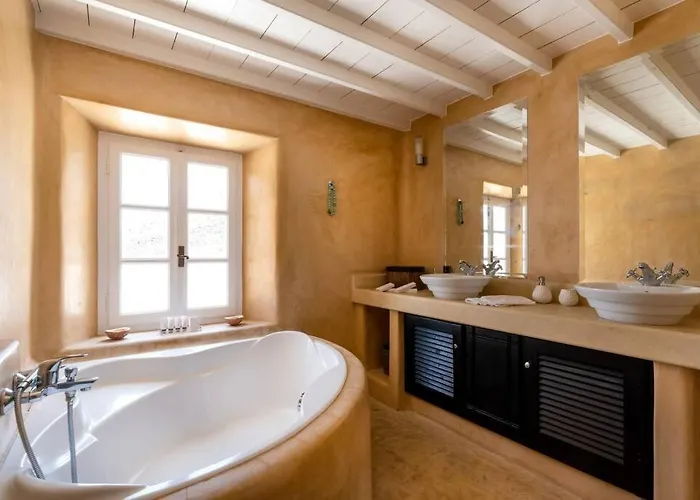 Amazing Deep Blue Mykonos Hotel